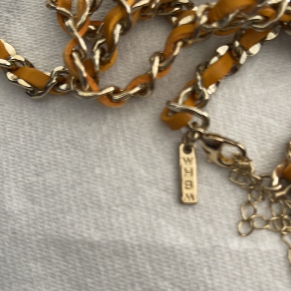 Necklace white house black market. Made by leather color gold - Picture 4 of 4